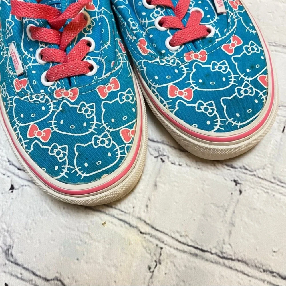 Vans + Hello Kitty Limited Edition Sneakers